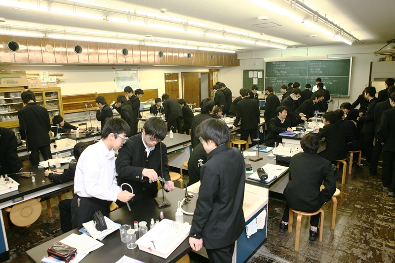 授業 早稲田中学校・高等学校